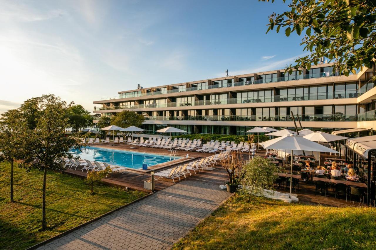 Novi Resort VBY Exteriér fotografie